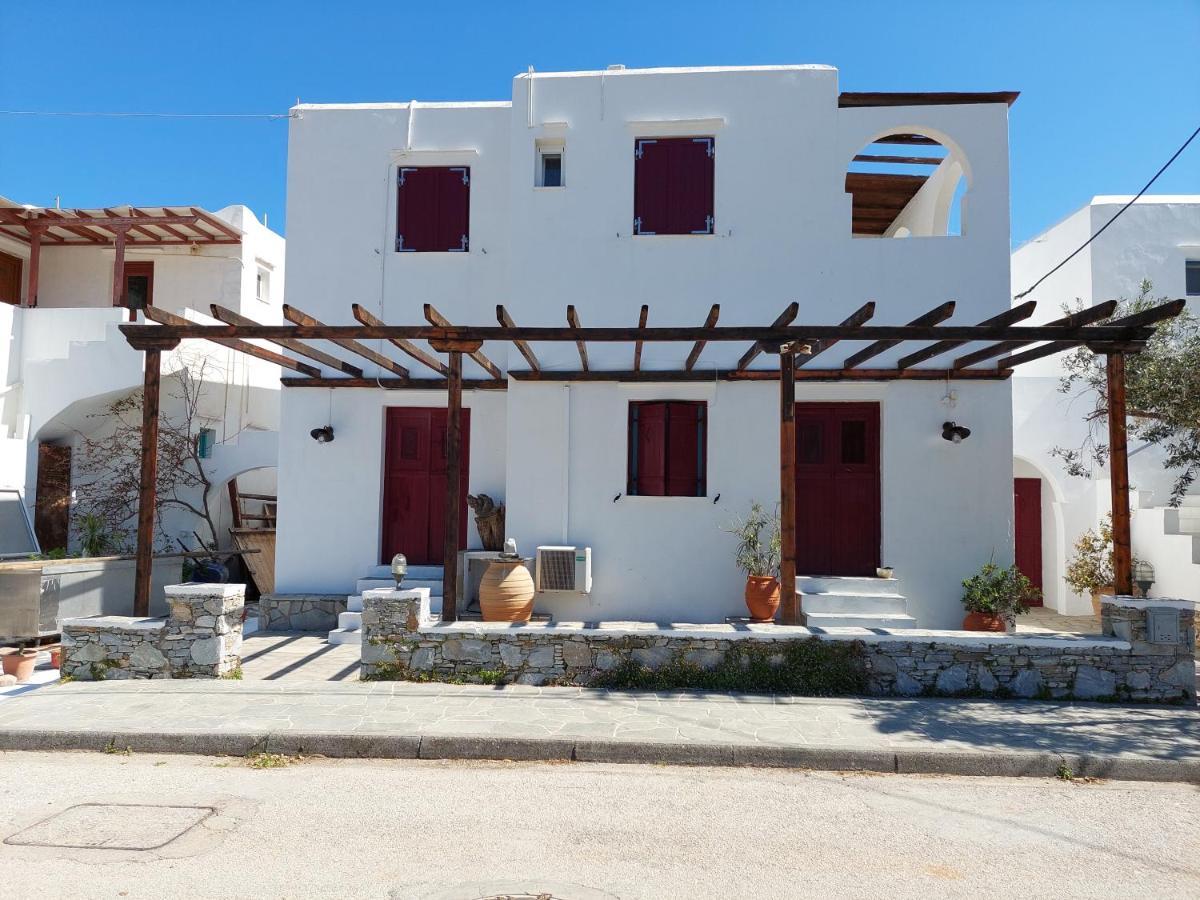 Styfilia Beachfront Apartments Platis Gialos  외부 사진