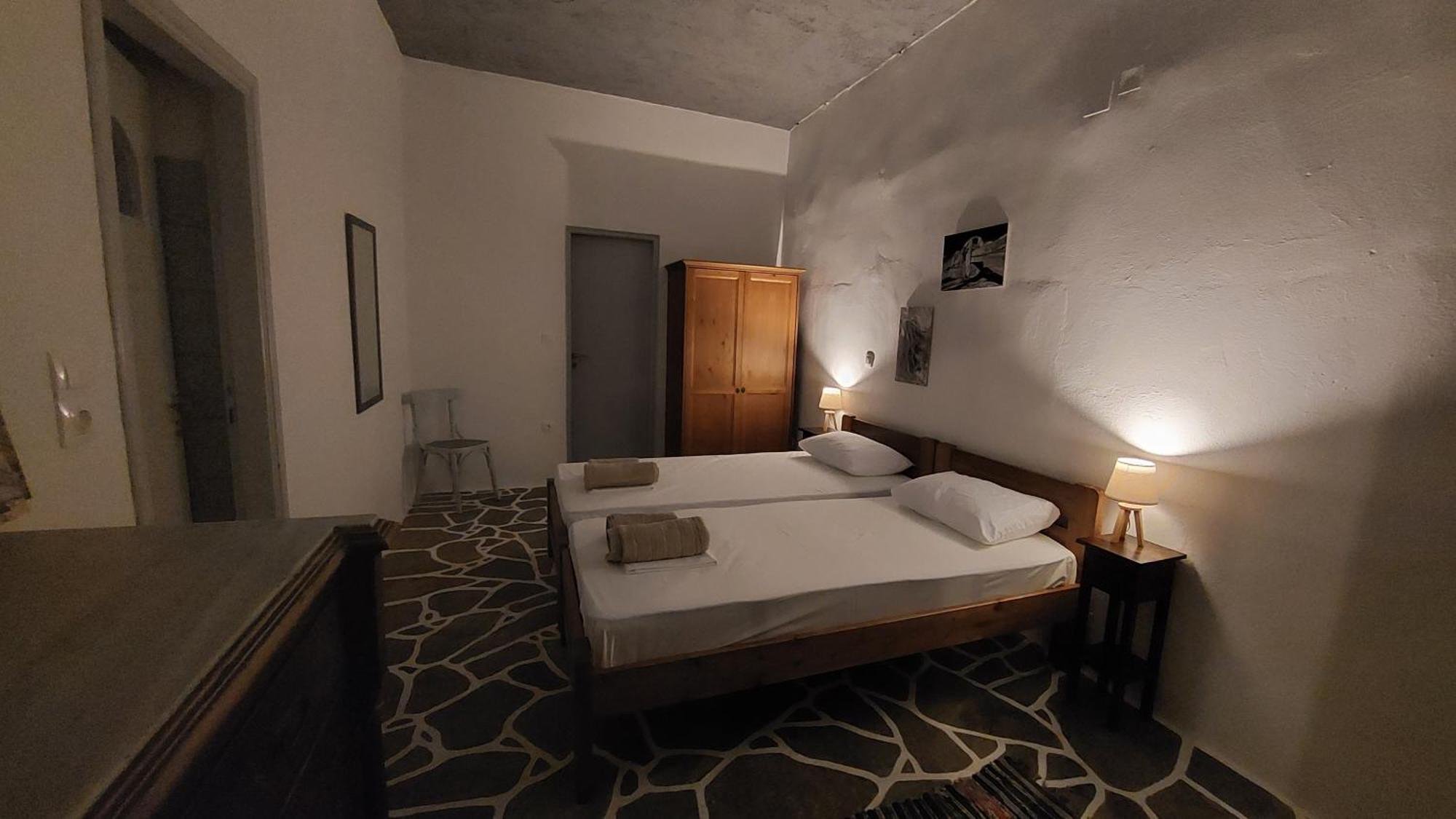 Styfilia Beachfront Apartments Platis Gialos  외부 사진