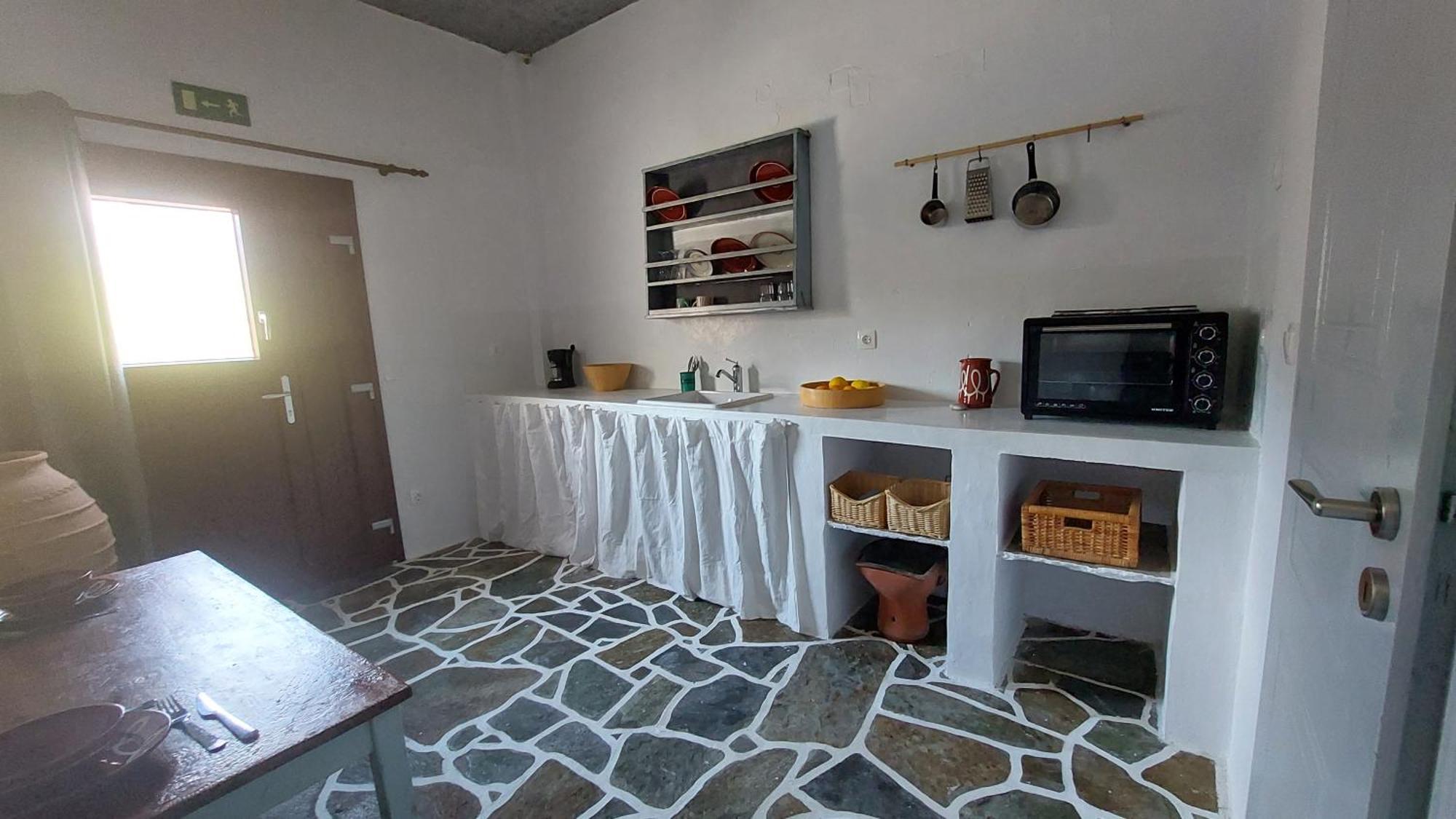 Styfilia Beachfront Apartments Platis Gialos  외부 사진