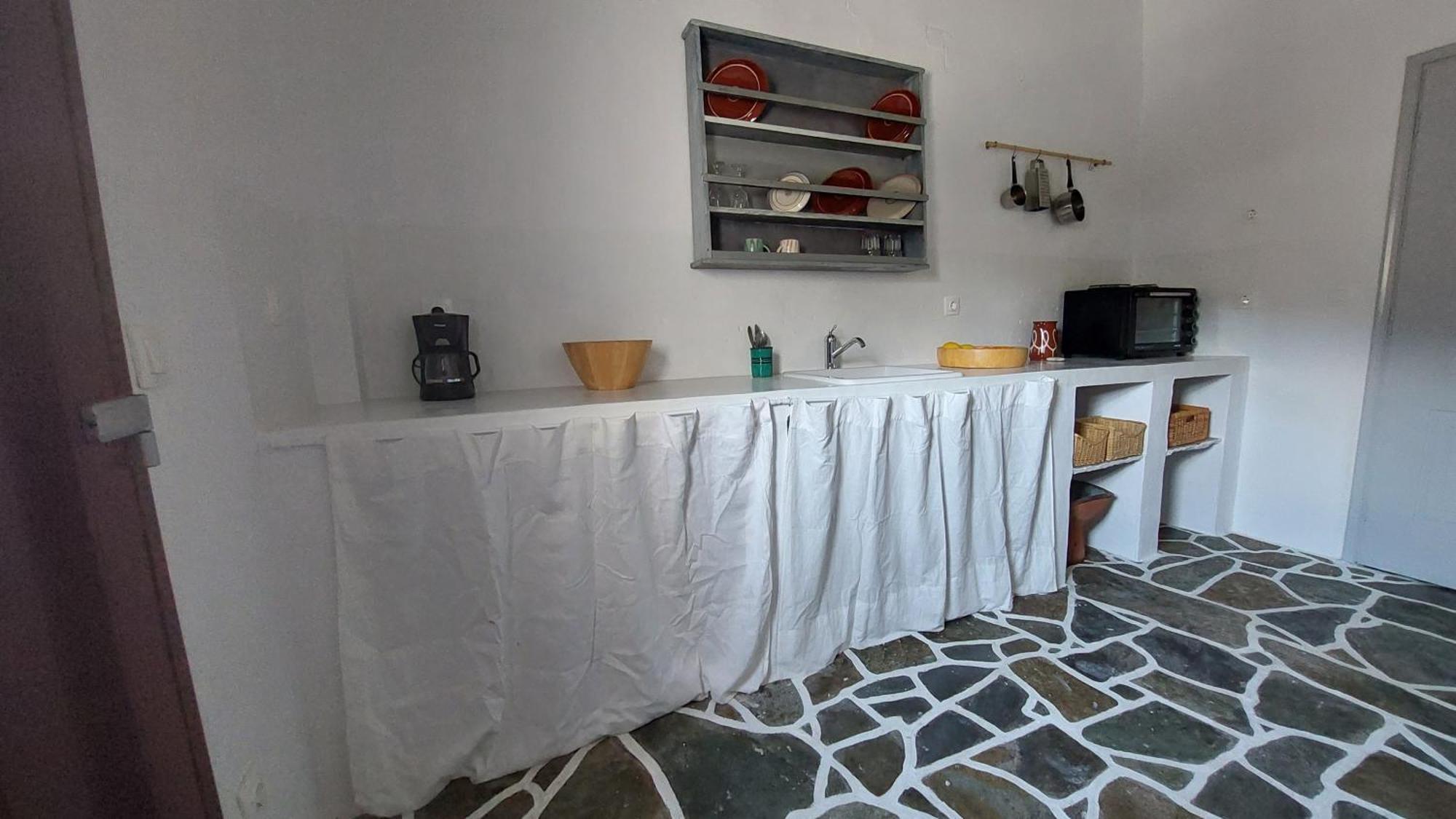 Styfilia Beachfront Apartments Platis Gialos  외부 사진