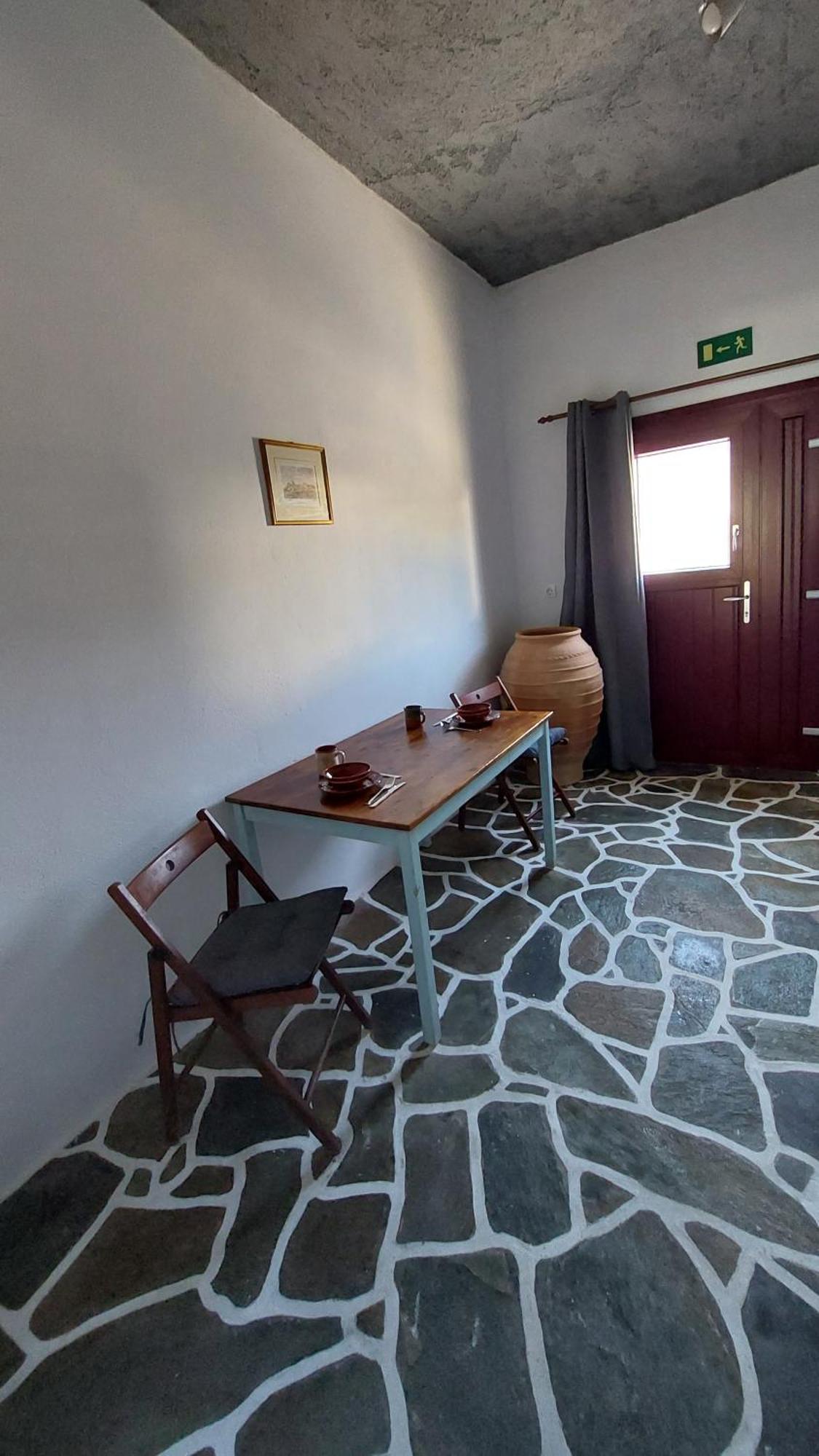 Styfilia Beachfront Apartments Platis Gialos  외부 사진